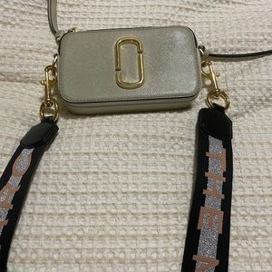 Marc Jacobs Snapshot Bag with cloth travel bag.